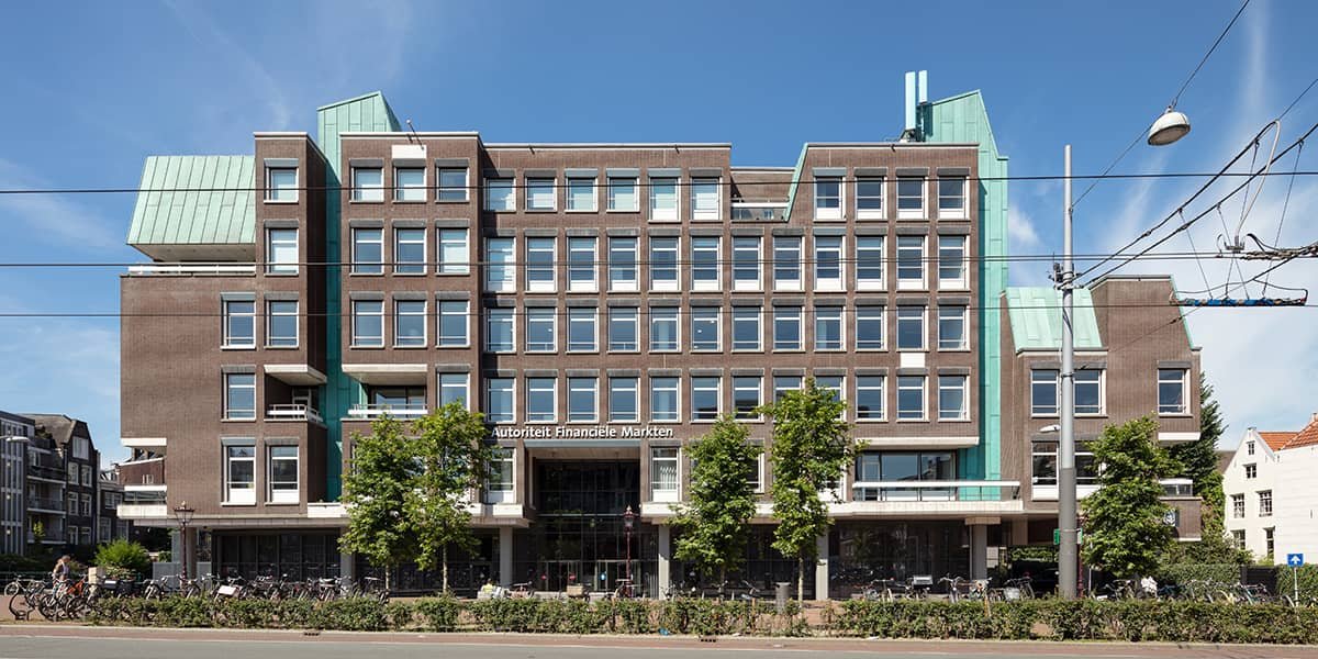 AFM waarschuwt consumenten voor de heer Frank Wim Brugman